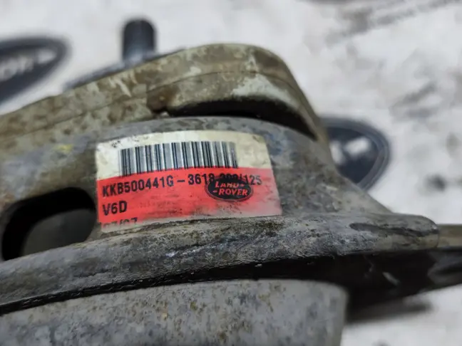 Подушка двигателя Land Rover DISCOVERY 3 L319 2.7