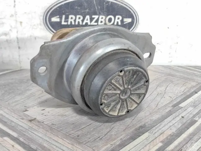 Подушка двигателя Land Rover DISCOVERY 3 L319 2.7