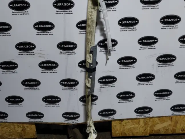 Шторка безопасности левая Discovery 3/4 L319