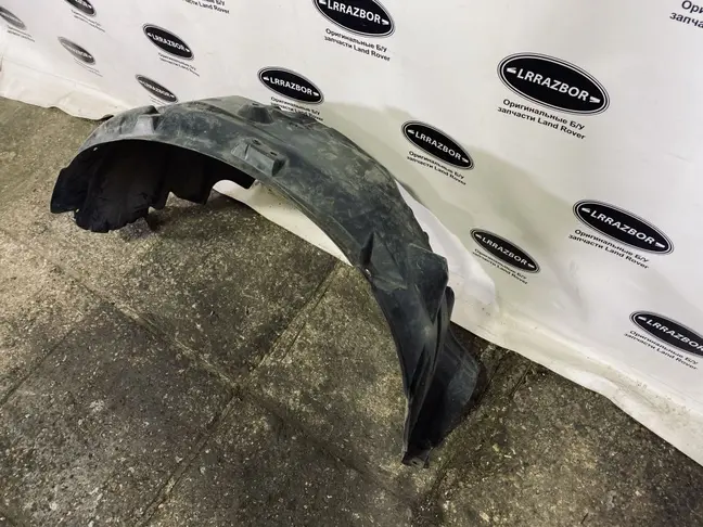 Подкрылок передний левый DISCOVERY 3/4 L319 05-14