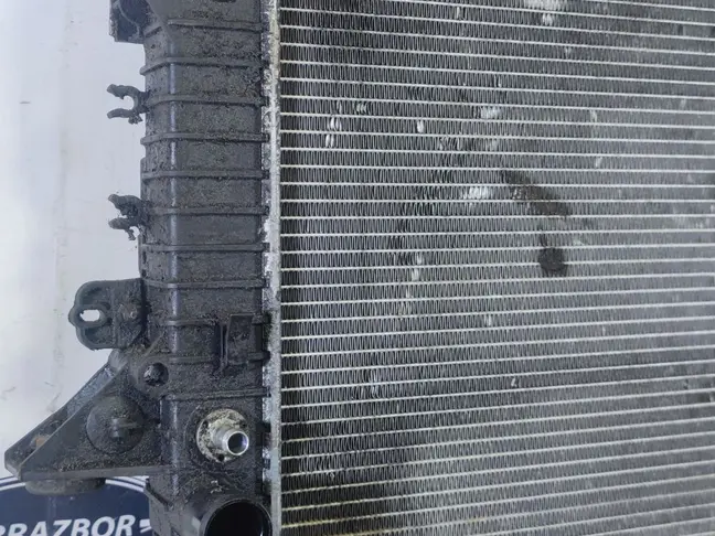 Кассета радиаторов в сборе DISCOVERY 3 L319 05-09