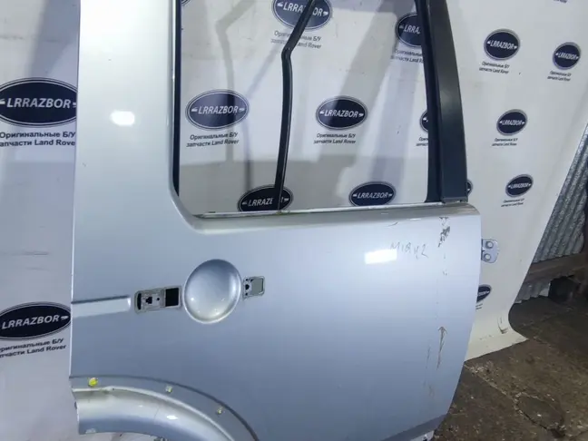Дверь задняя правая DISCOVERY 3/4 L319  2005-2009