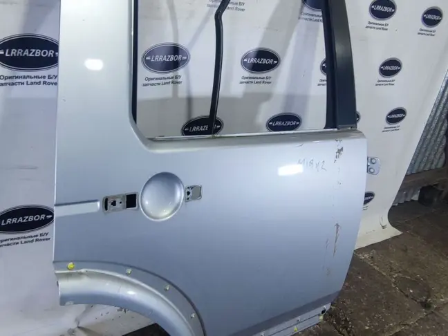 Дверь задняя правая DISCOVERY 3/4 L319  2005-2009