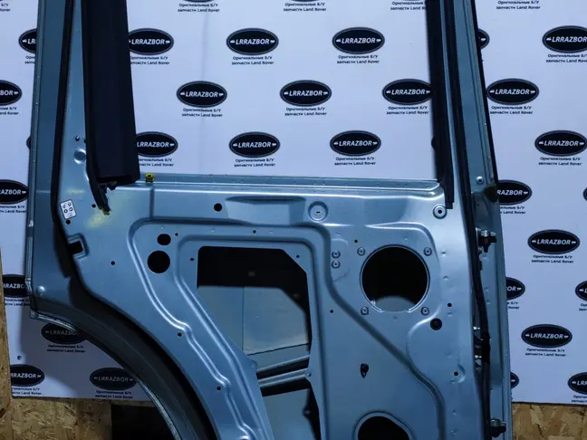 Дверь задняя левая DISCOVERY 3/4 L319  2005 - 2014