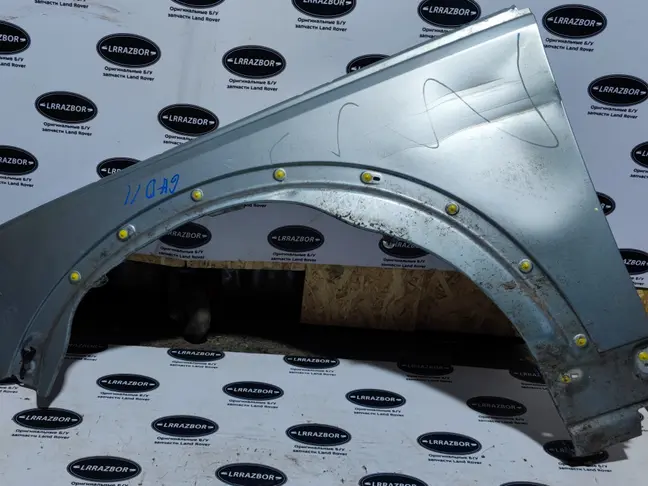 Крыло переднее левое DISCOVERY 3 L319 05-09