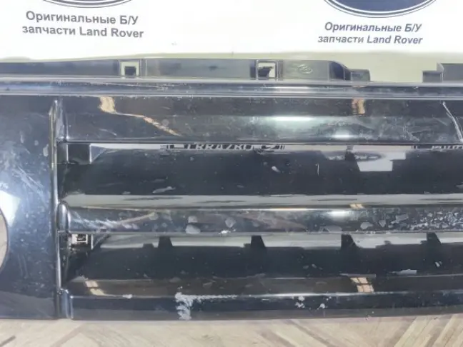 Решетка радиатора Land Rover DISCOVERY 3 L319
