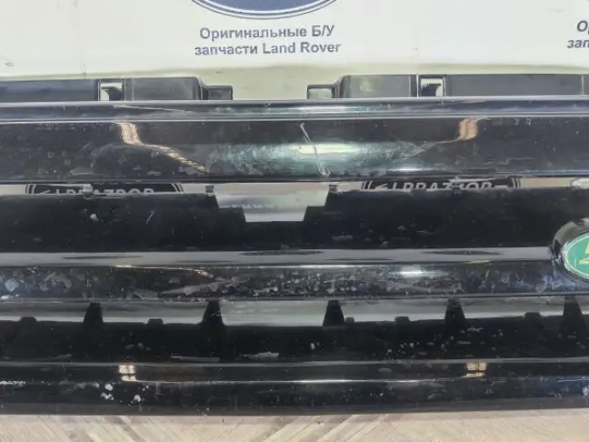Решетка радиатора Land Rover DISCOVERY 3 L319