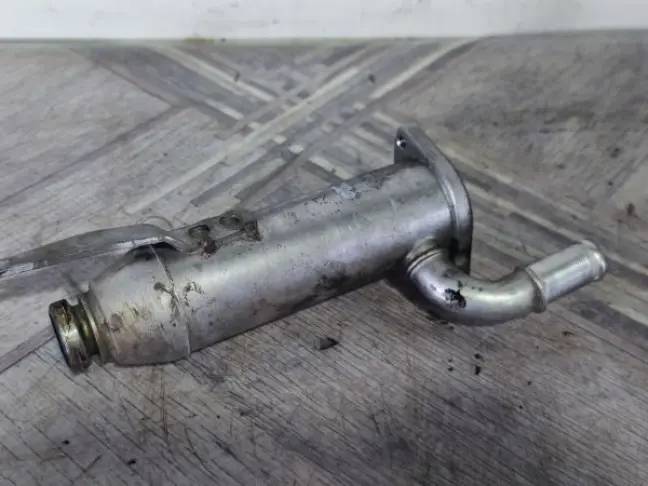 Охладитель ЕГР левый DISCOVERY 3 L319 2.7