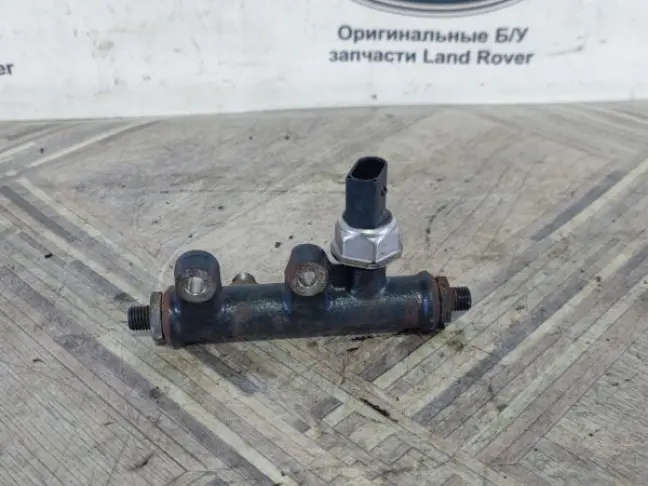 Рампа топливная DISCOVERY 3 L319 2.7 276DT