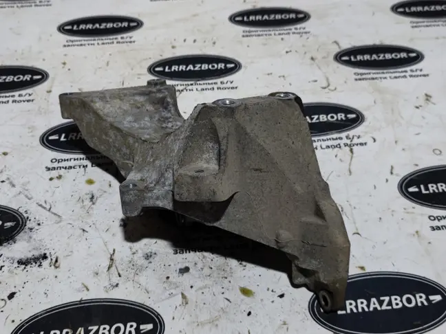 Кронштейн генератора DISCOVERY 3 L319 2.7