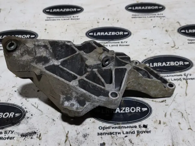 Кронштейн генератора DISCOVERY 3 L319 2.7