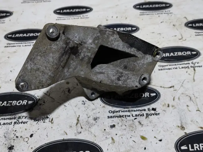 Кронштейн генератора DISCOVERY 3 L319 2.7