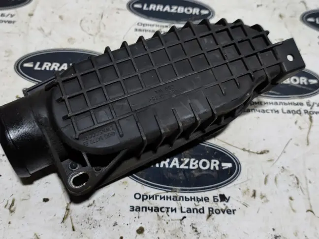 Патрубок впускного дросселя DISCOVERY 3 L319 2.7