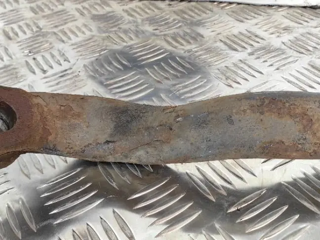 Рычаг передний нижний правый Range Rover L322