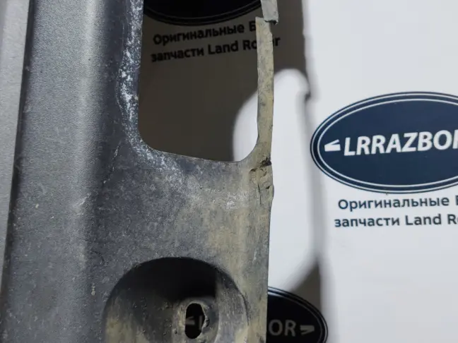 Молдинг порога правый Range Rover 3 L322 02-12