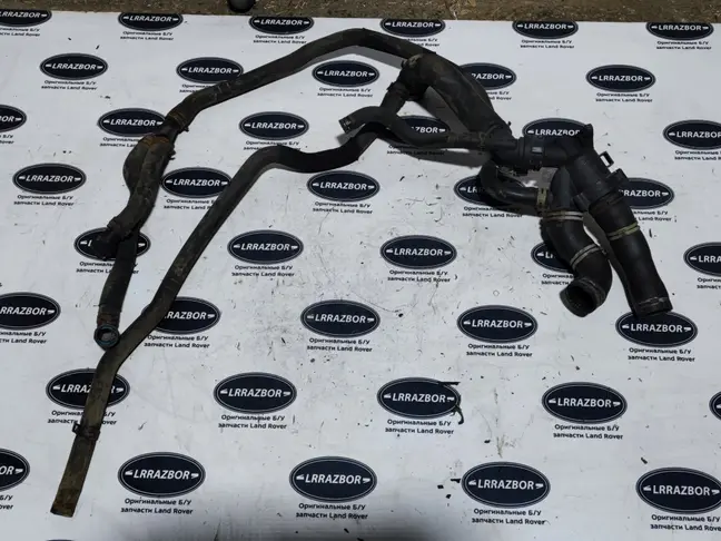 Термостат с патрубками Range Rover 3 L322 5.0