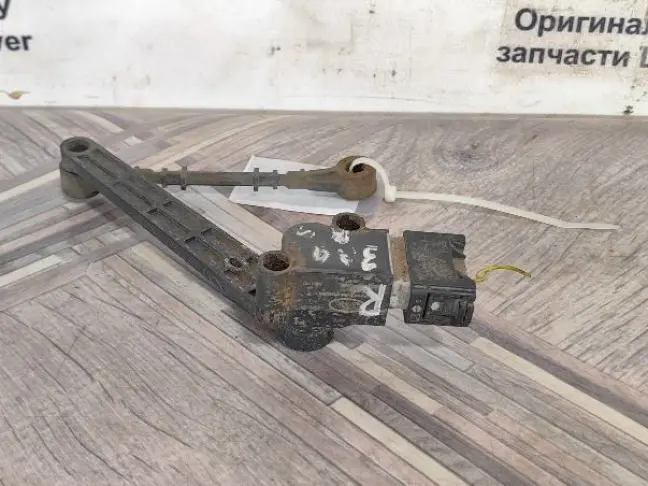 Датчик подвески задний Range Rover 3 L322 рест