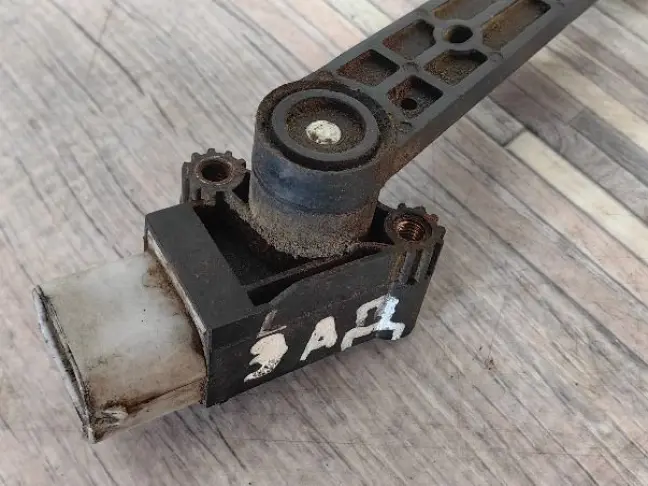 Датчик подвески задний Range Rover 3 L322 09-12