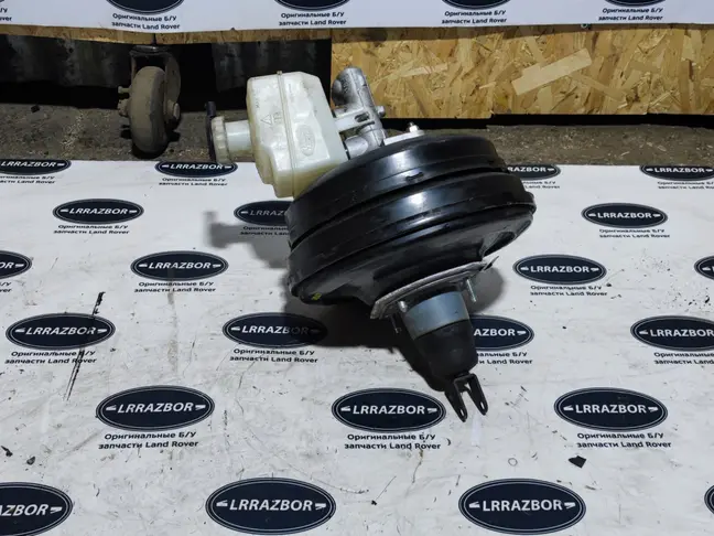 Вакуумный усилитель Range Rover L322 09-12