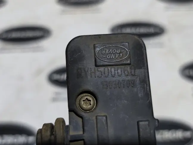 Блок клапанов подвески передний Range Rover L322