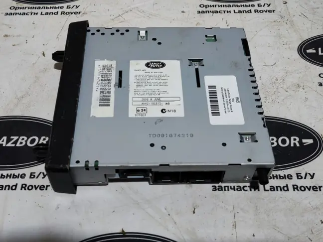 Блок управления магнитолой Range Rover L322 07-12