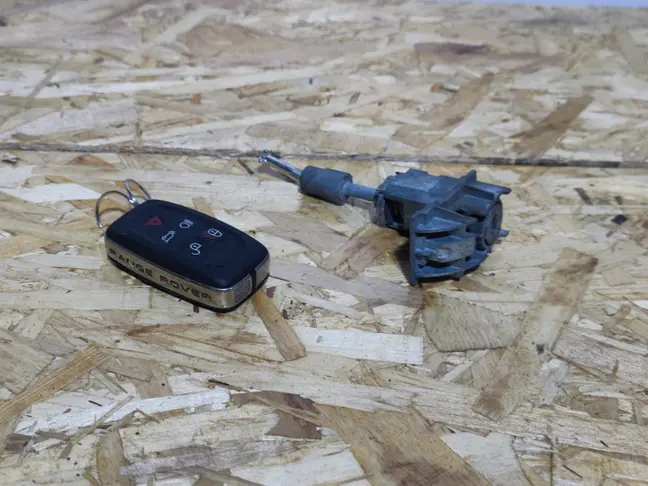 Ключ зажигания с личинкой Range Rover L322 09-12