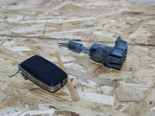 Ключ зажигания с личинкой Range Rover L322 09-12