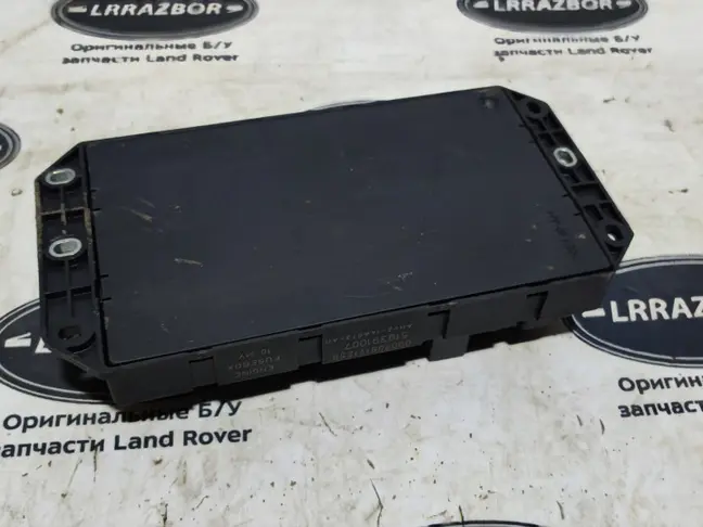 Блок предохранителей под капот Range Rover L322