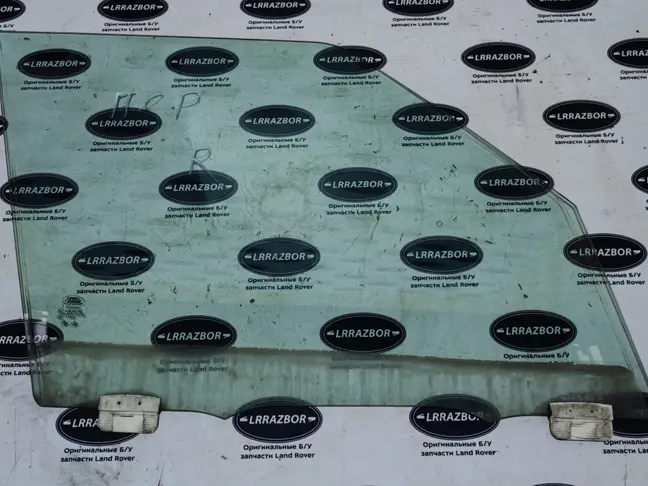 Стекло двери передней правой Range Rover L322