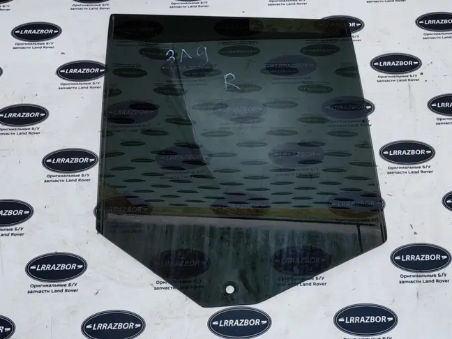 Стекло двери задней правой Range Rover L322 02-12