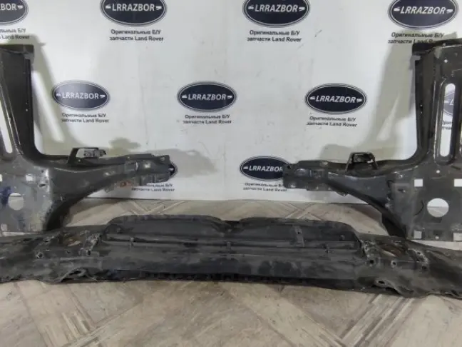 Панель передняя телевизор Range Rover L322 02-12