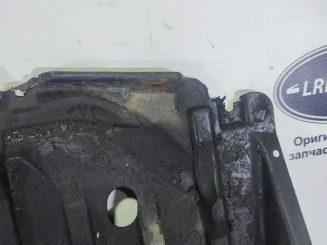 Защита пыльник радиатора Range Rover L322 02-12