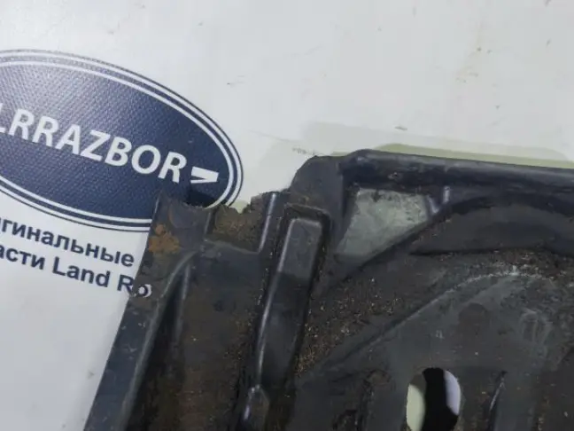 Защита пыльник радиатора Range Rover L322 02-12