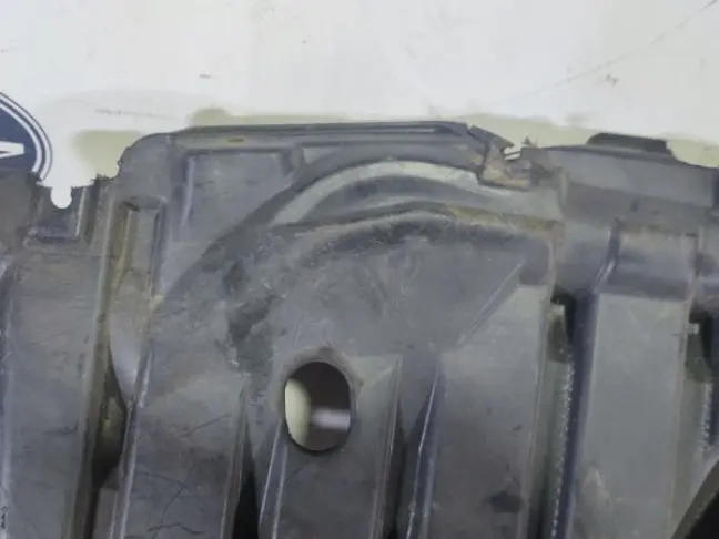 Защита пыльник радиатора Range Rover L322 02-12