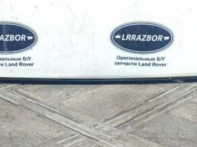 Молдинг стекла переднего левого Range Rover L322
