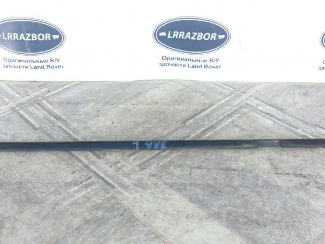 Молдинг стекла заднего левого Range Rover L322