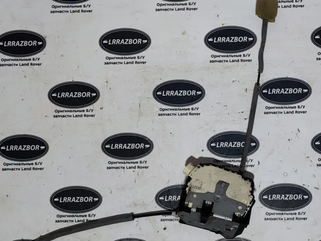 Замок двери задний правый Range Rover L322