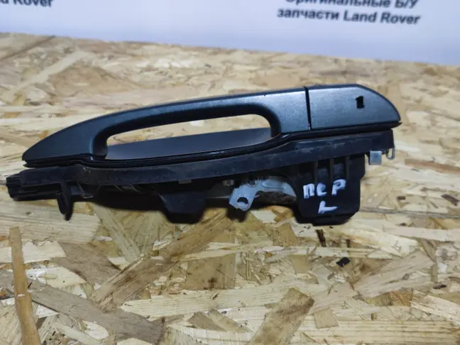 Ручка двери передняя левая Range Rover L322