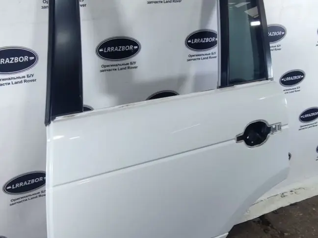 Дверь задняя левая Range Rover L322 2002-2012