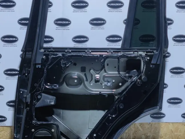 Дверь задняя правая Range Rover L322 2002-2012