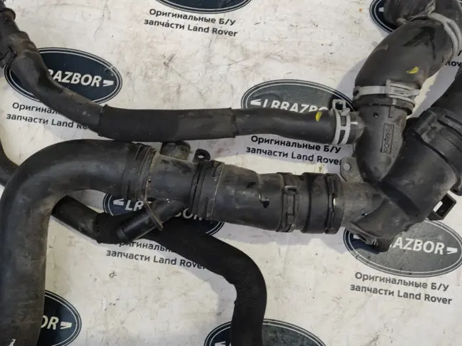 Патрубок Land Rover Range Rover Sport L320 5.0