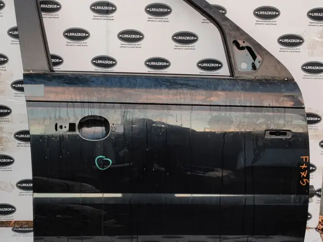 Дверь передняя правая Range Rover Sport L320 05-12