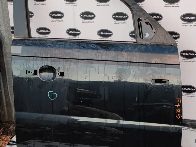 Дверь передняя правая Range Rover Sport L320 05-12