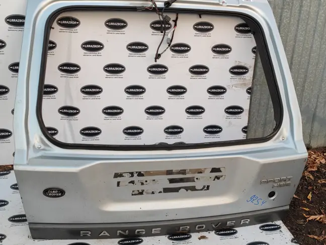 Крышка багажника Range Rover Sport L320