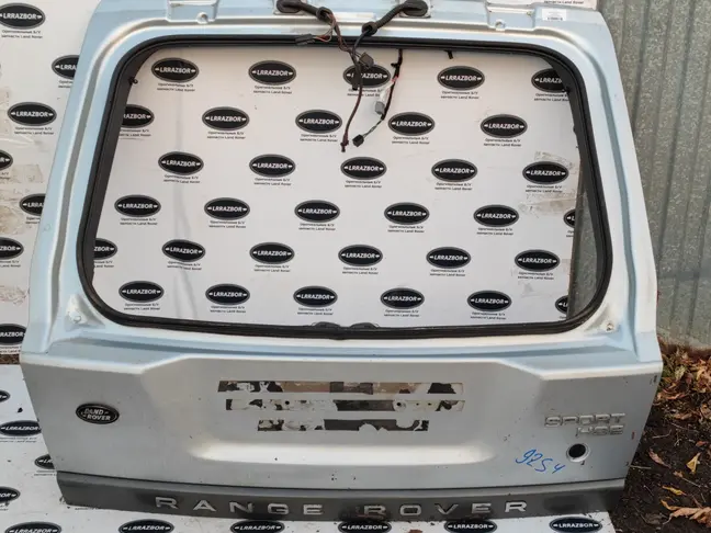 Крышка багажника Range Rover Sport L320
