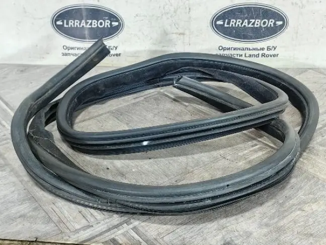 Уплотнитель двери Land Rover Sport L320 2005-2013