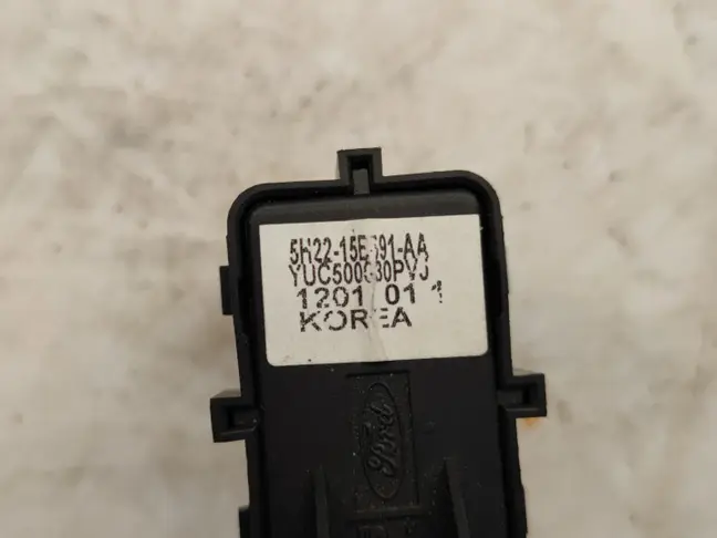 Кнопка люка Range Rover Sport L320 05-13