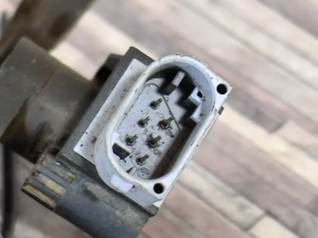 Датчик положения кузова задний RRS L320