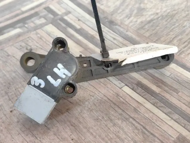 Датчик положения кузова задний RRS L320