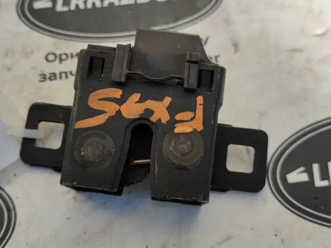 Замок капота правый Land Rover Sport L320 05-13